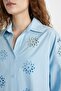قميص كبير الحجم مطرز بأكمام طويلة B5419AX24SM - 5