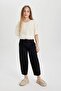 Girl's Barrel Fit Wide Leg Cotton Belted Trousers C0450A824SM - 2