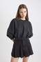 Cool Crop Thick Fabric Washed Faded Effect Basic Plain Sweatshirt C2119Ax24Sp - 4