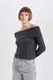 Fitted Open Shoulder Sweater B3826Ax23Wn - 3