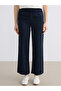 Esvab • Modern & Distinctive Women's Trousers with Waist Drawstring - 3