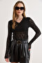 Women's Black V-Neck Front Half Length Lined Lace Blouse Blz-19003270 - 3