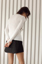 Lace Detailled V-Neck T-Shirt - 4
