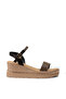 Woman's Black Platform Sandal