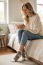 Women's Transparent Daisy Patterned t Sheer Socket Socks - 5