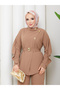 طقم ملابس نسائية إسلامية مع سترة ذات ياقة وأزرار أمامية وبنطلون - 3