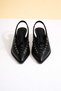 Women's Encapsulated Lace Detailed Pointed Toe Low Heel Shoes - 5