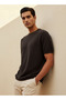 Men Regular Fit Crew Neck Short Sleeves Popcorn Textured T-shirt