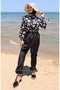 Elastic waist floral pattern zippered hijab swimsuit with gift bone 9005d-01 black white - 3