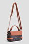 حقيبة مطبوعة باللون البني - 4