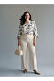 Peak New Season Cropped Collar Floral Blouse - 2