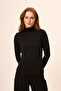 بلوزة ذات ياقة عالية من القطن الممشط فائقة النعومة - 5