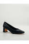 LOW HEEL PUMP IN BLACK - 3