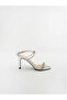 KNOTTED SANDALS IN SILVER