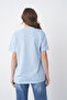 Women's Blue and White Tile Patterned Ceramic Cherry Printed Round Neck Blue T-Shirt - 5