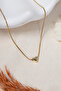 قلادة بسلسلة ذهبية على شكل قلب مقوس - 5