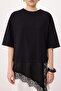 Siyah Oversize/Geniş Kalıp Asimetrik Dantel Detaylı %100 Pamuk Örme T-shirt TWOSS26TS00296 - 3