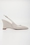 Women's Gigi Ecru Volume Wedge Heel Stiletto - 4