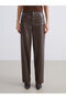 Esvab • Modern & Distinctive Dar Fit Women's Leather-Look Pants - 2