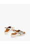 SANDAL WITH WIDE CROSSOVER STRAPS - 5