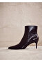 Pointed toe ankle boots - 5