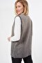 Women's Smoked Sand Pocketed Sleeveless Knitted Vest - 5