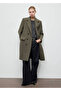 Double-breasted wool coat - 2