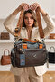 Brown Women's Crossbody Bag with Multiple Pockets and Shoulder Strap