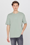 100% Cotton Breathable Fabric Loose Fit Comfortable Cut T-Shirt with Logo Detail