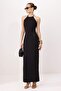Siyah Halter Yaka Shift/Düz Kesim Maxi Dokuma Abiye & Mezuniyet Elbisesi TPRSS26AE00082