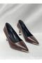 Ll2727 Skin-Textured Leather Material Three-Part Metal Special Stone Embroidered Design Galvanized Heel Heels K