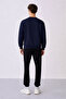 Men's Winter 3-Thread Oversize Sweatshirt – Soft Fabric Modern Design - 2