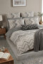 Double Patterned Bedding Set - 3