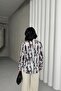قميص MY FASHION بأكمام طويلة وأزرار بنمط تجريدي - 3