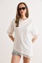 Women's White Asymmetrical Lace Detailed Cotton Tunic T-Shirt Tsh-19000939 - 4