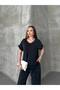 طقم بيكيه بياقة على شكل حرف V وسروال فضفاض