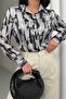 قميص MY FASHION بأكمام طويلة وأزرار بنمط تجريدي - 2