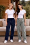 Women's premium 2-piece set: relaxed fit sweatpants with two pockets