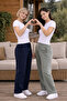 Women's premium 2-piece set: relaxed fit sweatpants with two pockets - 4