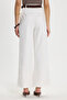 Women's relaxed fit pleated ecru pants with double pockets and belt - 6