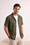 Haki Geniş Kalıp/Oversize Gabardin Apaş Yaka Erkek Dokuma Gömlek TMNSS26GO00034