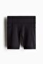 Sports cycling shorts with DryMove™