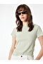 مزيج فيسكوز تي شيرت بأكمام قصيرة وياقة قاربية مجعدة - 2