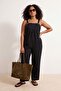 Siyah Jile Form Keten Görünümlü Bol Paça Dokuma Tulum TBBSS26BG00003
