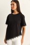 Women's Black Crew Neck Lace Detailed Asymmetrical Cut Oversize T-Shirt 2224 60286124 - 4