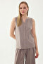 Zero Sleeve Button Front Blouse - 3
