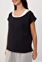 Siyah Renk Bloklu Regular Kayık Yaka Düşük Kol Kısa Tok %100 Pamuk Örme T-Shirt TWOSS26TS00217 - 3