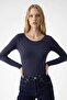 Women's Crew Neck Basic Slim Fit Smoked T-Shirt - 3