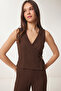 Textured Flexible Knitted Set with Gold Accessories Laz0006 Brown - 3