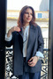 سترة نسائية ذات أكمام مطوية ومبطنة بالكتان مقاس كبير